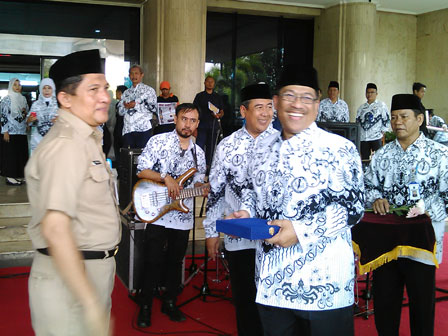 Pencarian PGRI Cileungsi - Persatuan Guru Republik Indonesia Cabang Cileungsi
